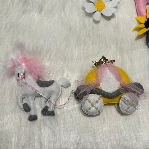 Snuggle Carriages Bunting - Kids Haven Snuggle Carriages Bunting - Kids Haven