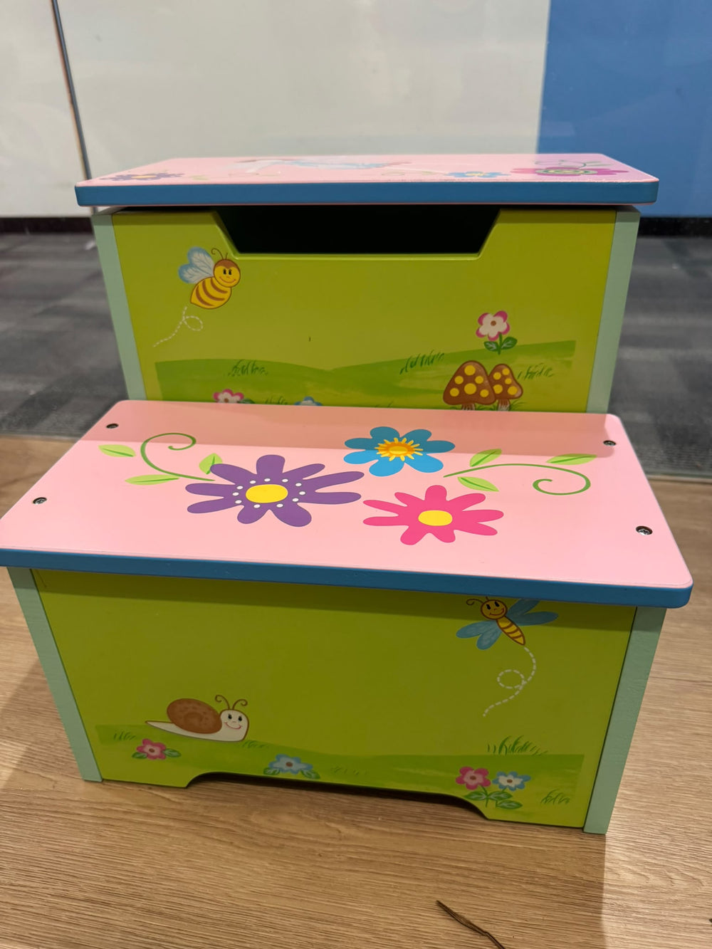 Fantasy Fields Flower Step Stool (Display)