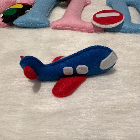 Snuggle Aeroplanes Bunting - Kids Haven Snuggle Aeroplanes Bunting - Kids Haven