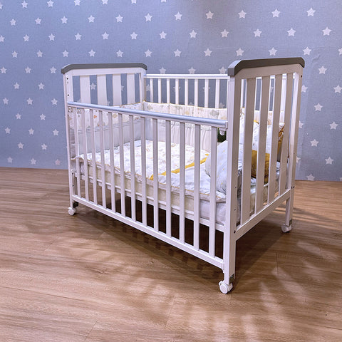 FIJN Classic Baby Cot (120x60cm)