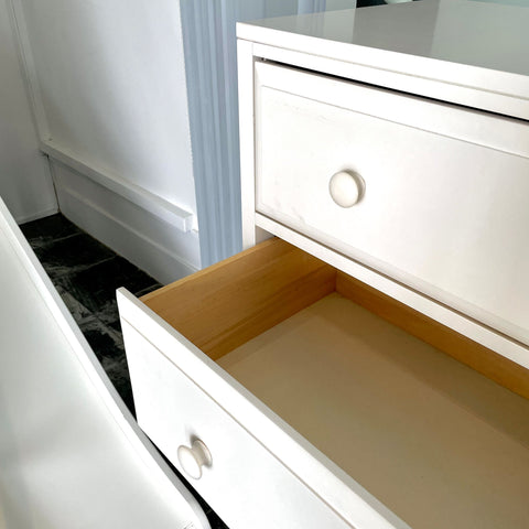 Maxtrix 4 Drawer Dresser (Display)