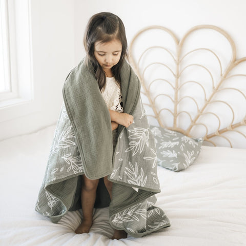 lullypop Blanket in Sage Leaves (Multiple Sizes)