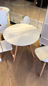 FIJN White CrissCross Play Table w 1 Chair (Display Unit)