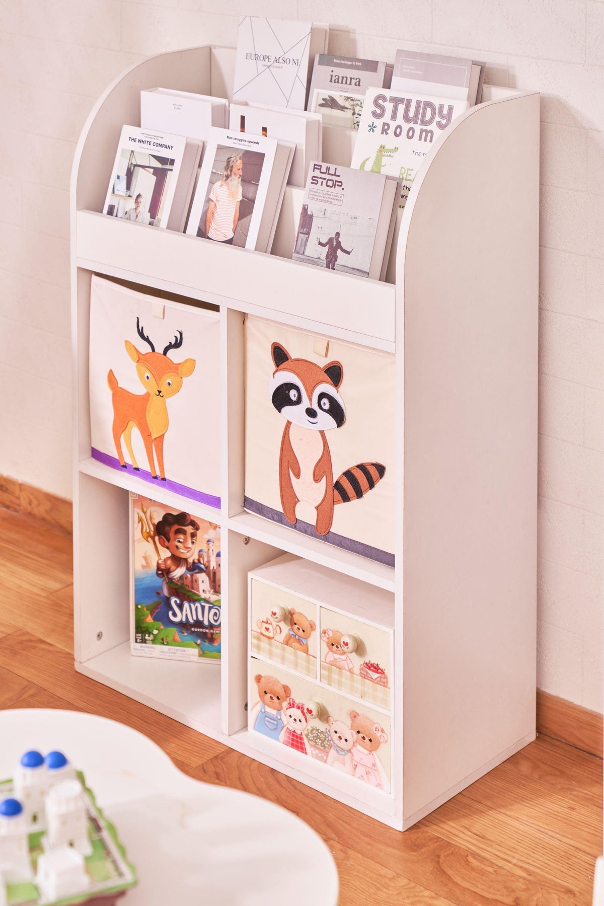 FIJN Magazine Rack (2 Heights) - Kids Haven