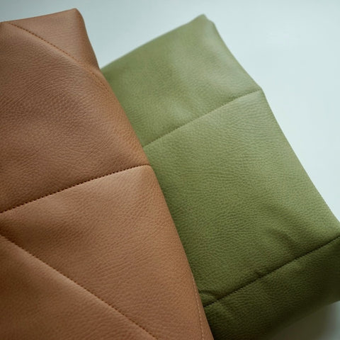 lullypop Vegan Leather Padded Play Mat in Caramel