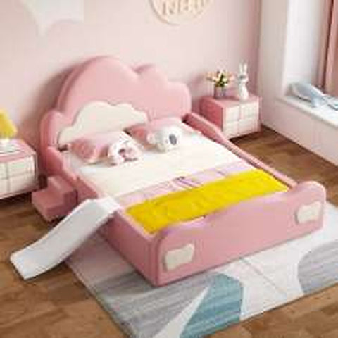 HB Rooms Cloud Cove Bed