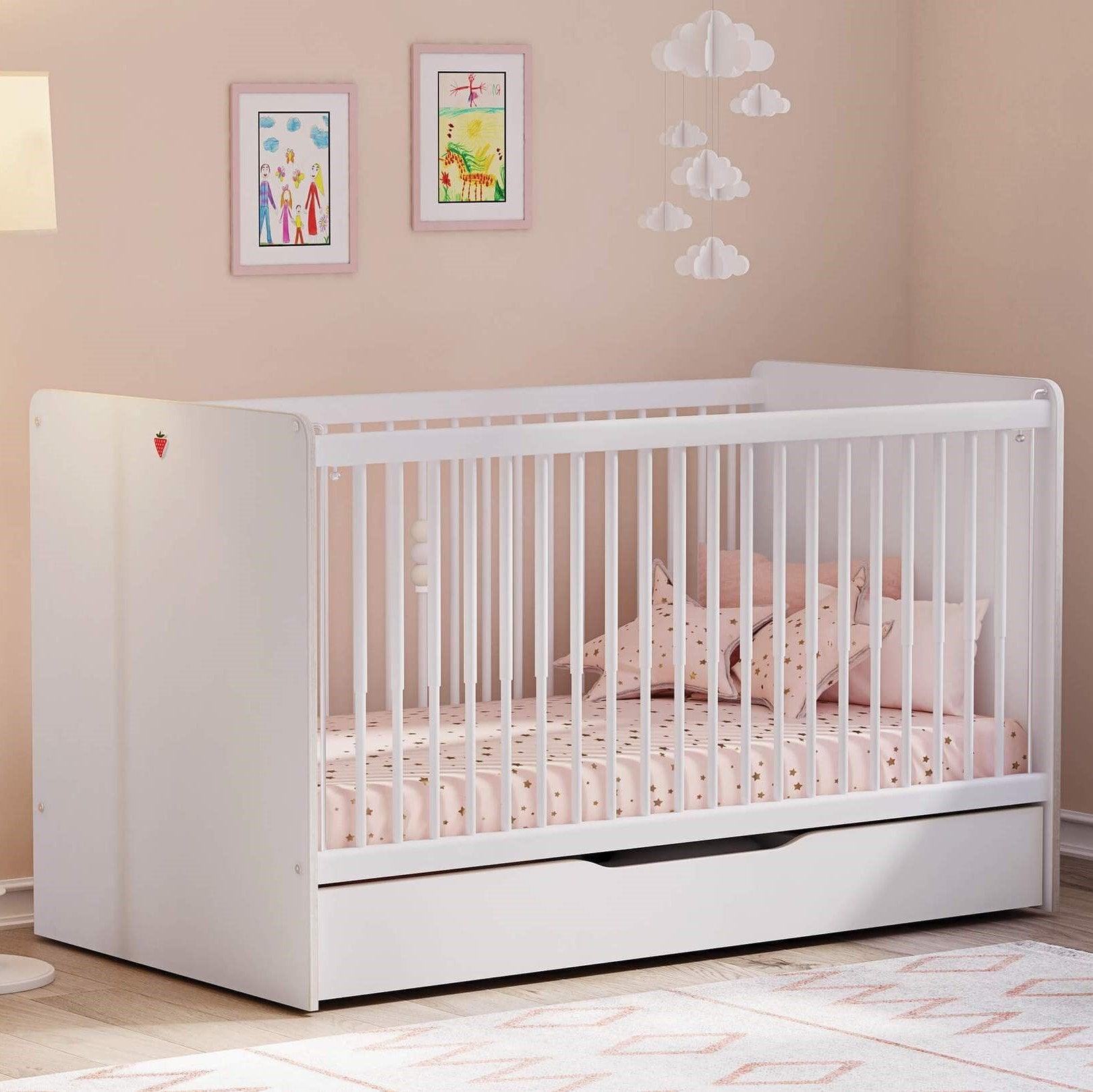 Cilek Montes White Lift Baby Bed