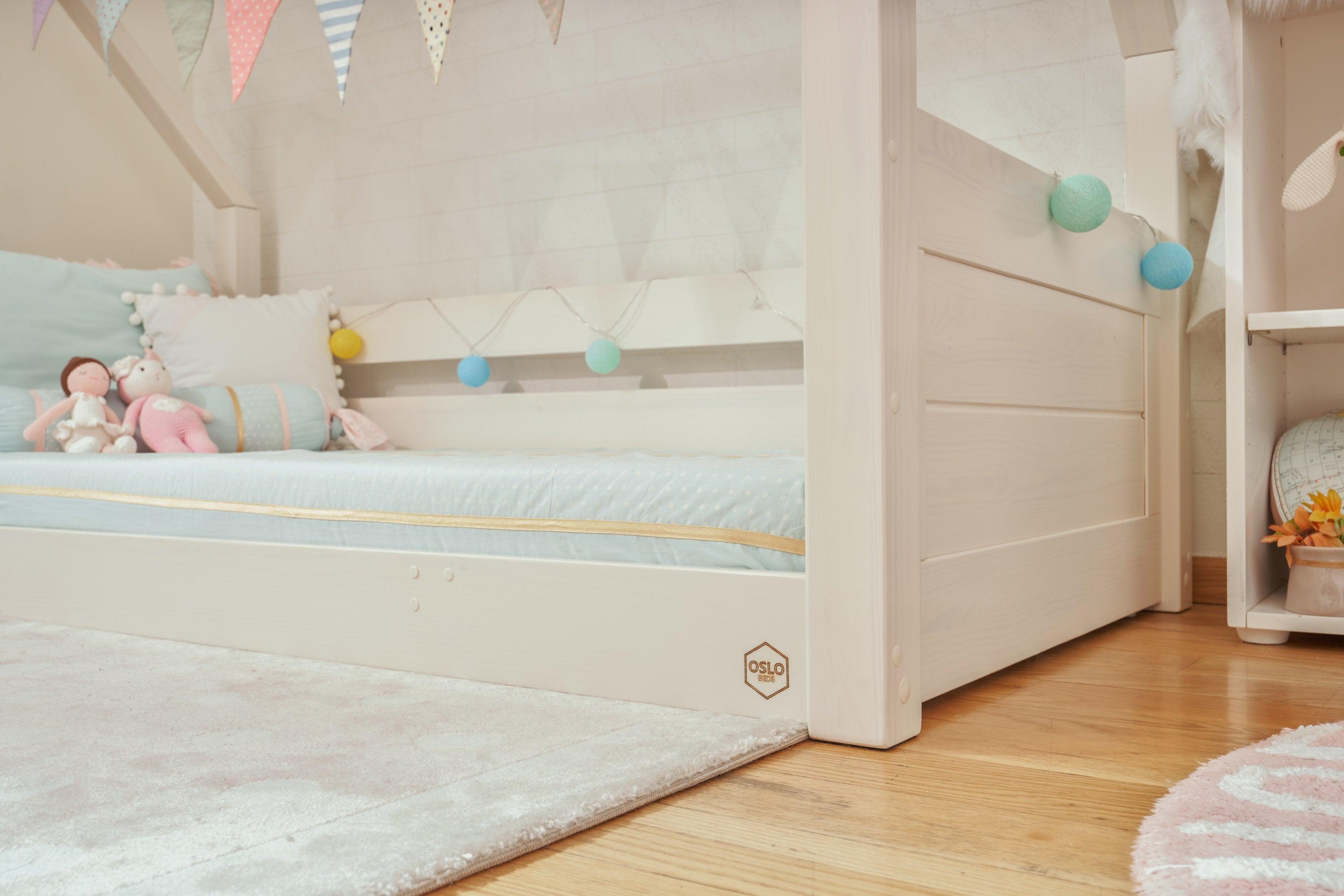 ModBed Floor Bed with Roof (Single or SS) - Kids Haven